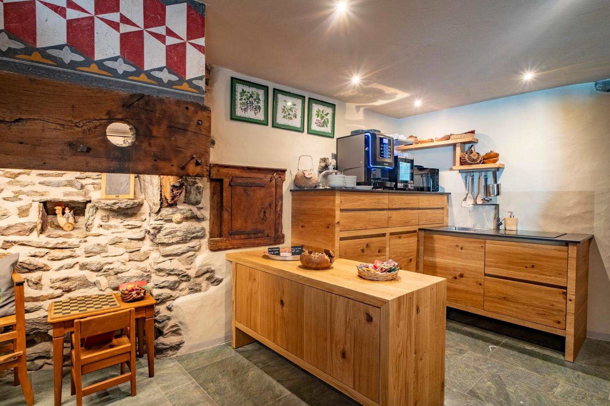 Au Coeur Du Village Chambres D'Hotes & Spa Арна Экстерьер фото